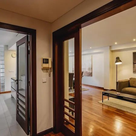 Premium Apartment With Private Terrace & Garage Porto Exterior photo